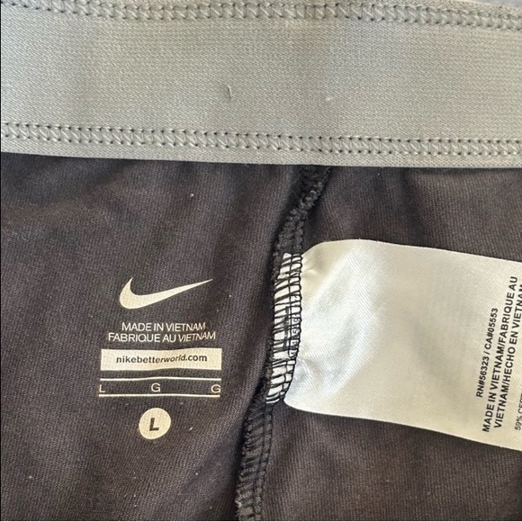 Nike Ohio State Legging - Picture 2 of 6